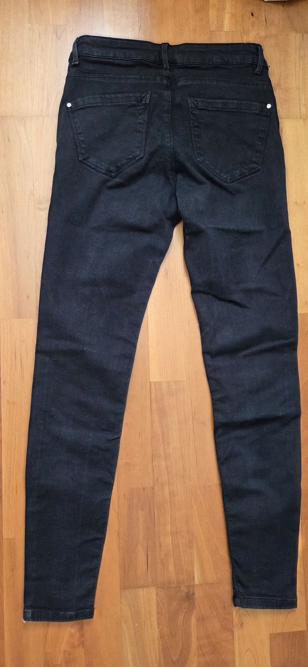 Zara Jeans: Jeans Zara Basic Denim Gr. 36 – Gebraucht aus Lyss von Urma5 1