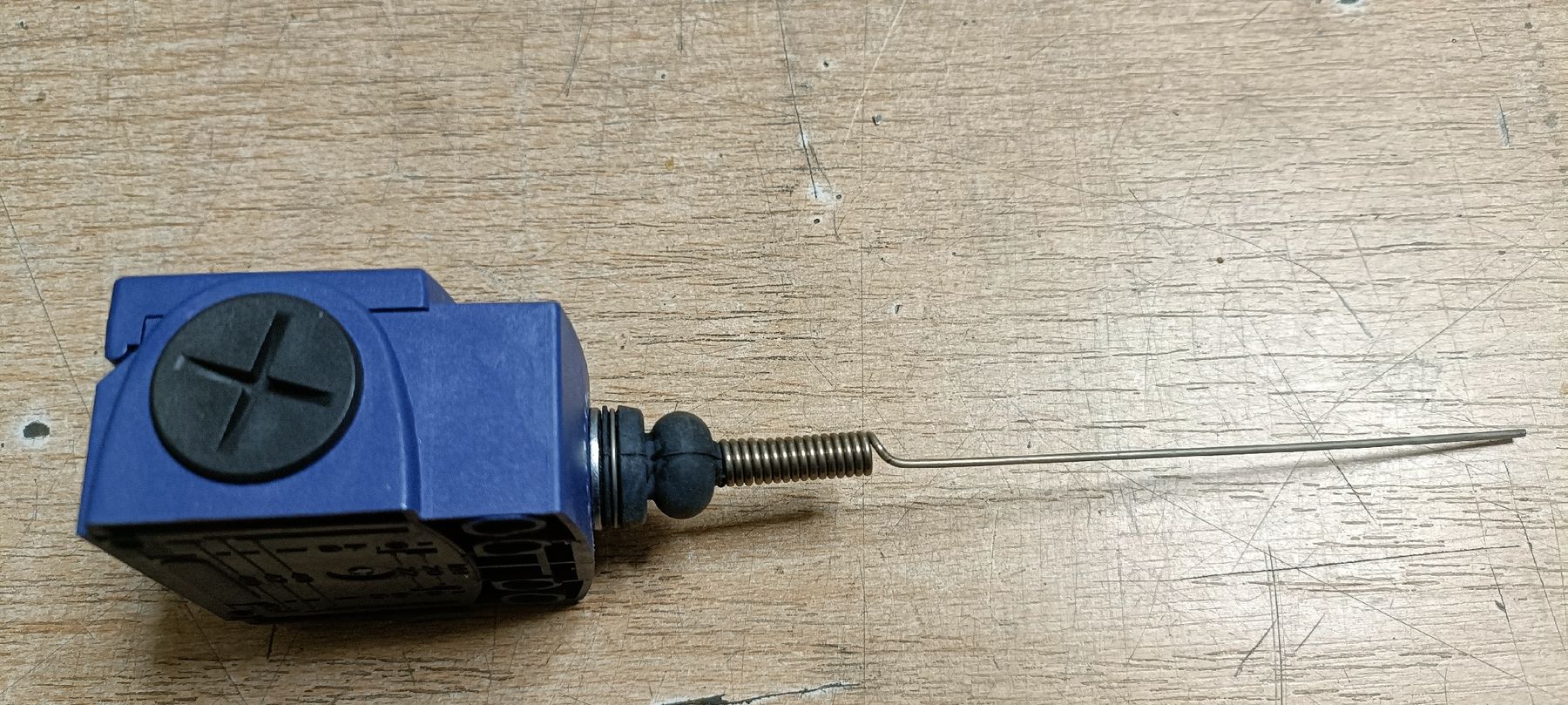 Tutti gli attrezzi: Positionsschalter mit Federstab blau neu – Nuovo e nell'imballaggio originale da Eschlikon TG venduto da nun_hnb7 3