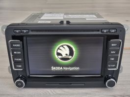 SKODA „COLUMBUS“ DAB+ Radio mit Navigation