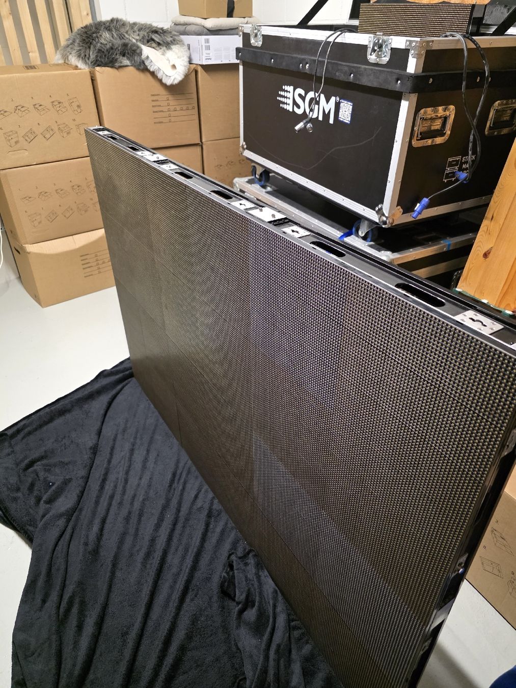 Lustres & lampes de plafonds: LED Panel 15 Stücke 50×50cm – D'occasion à Gossau SG par rao_qx2l
