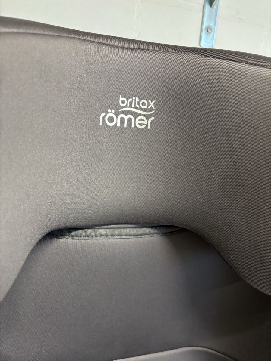 Britax Römer Seggiolini per auto: Autokindersitz Römer – Usato da Safenwil venduto da sabikie