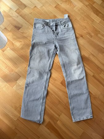 Graue Zara Jeans Mid-Waist, Grösse 36