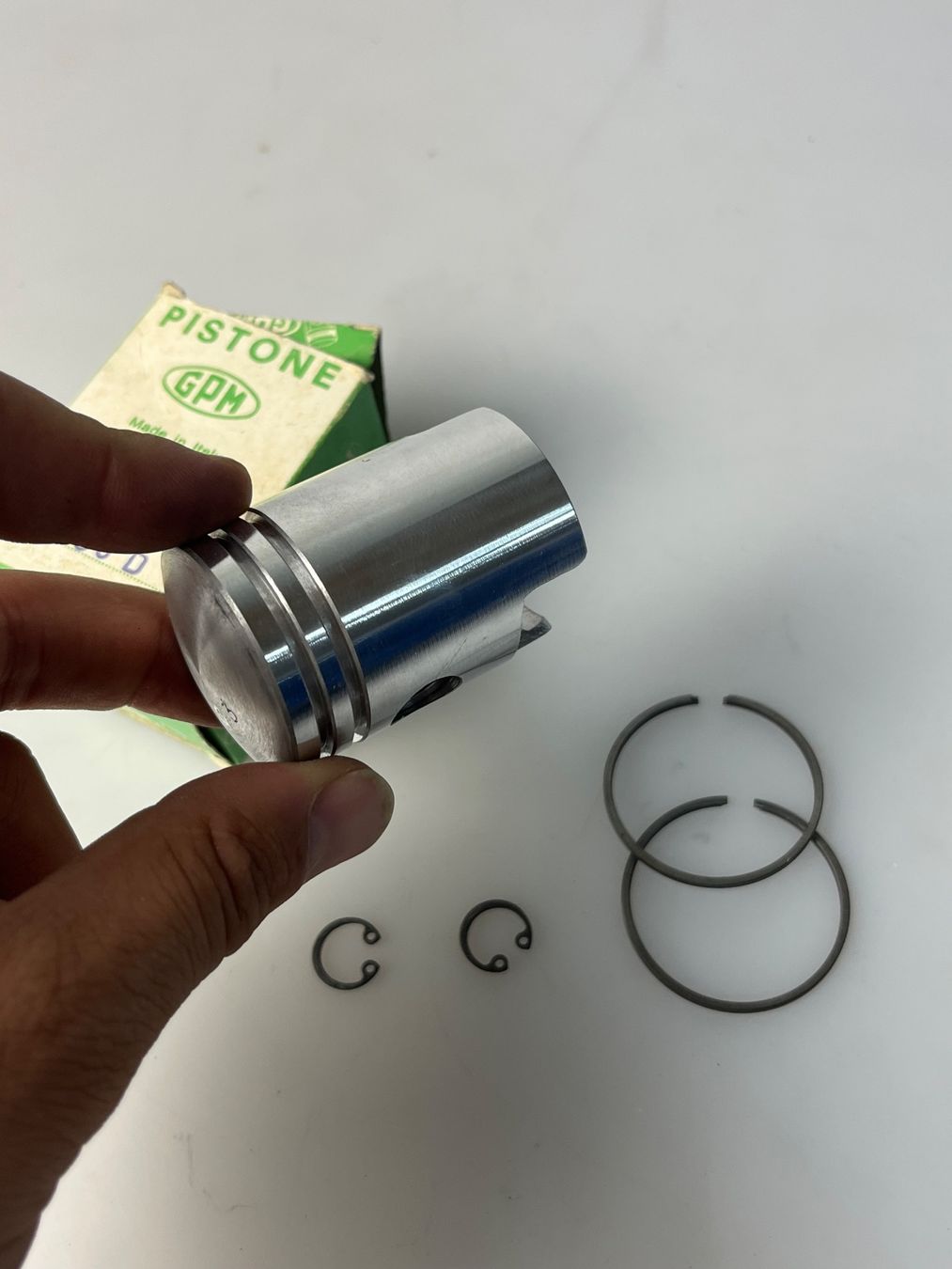 Puch Mofas: Kolben Puch Maxi NOS – Neu und originalverpackt aus Hallau von mofaplus 1