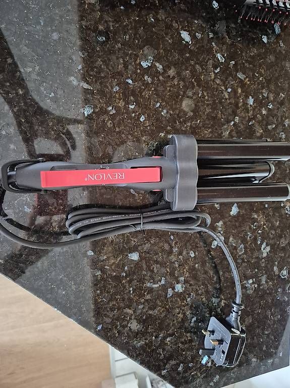 Fers à boucler & lisser: Revlon Haarstyler – Neuf avec emballage d'origine à Buchs ZH par caro0310 1