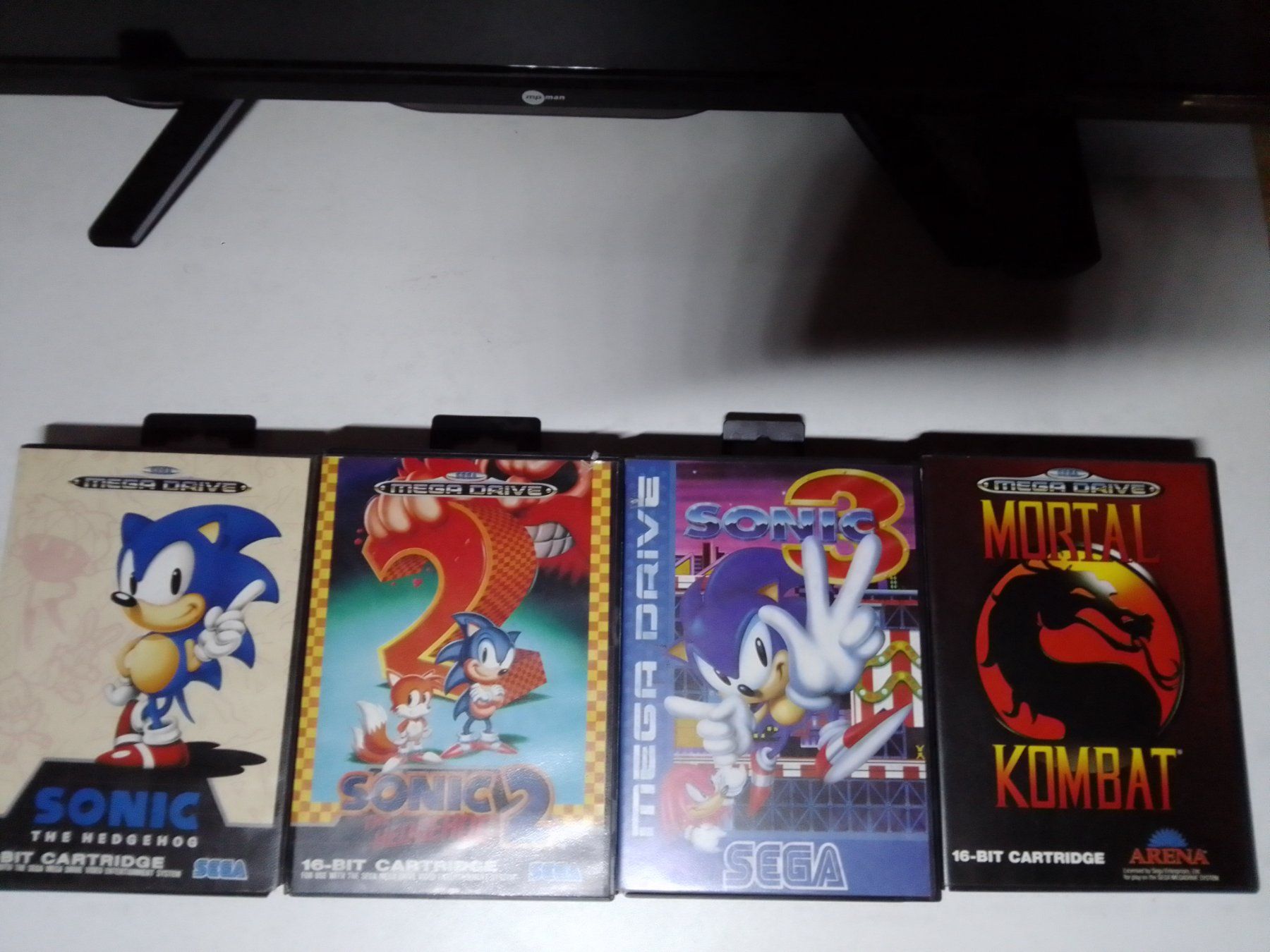 Sega Giochi: Sonic 1-3 & Mortal Kombat 1 (MegaDrive) – Usato da Naters venduto da sealed-gamer 1