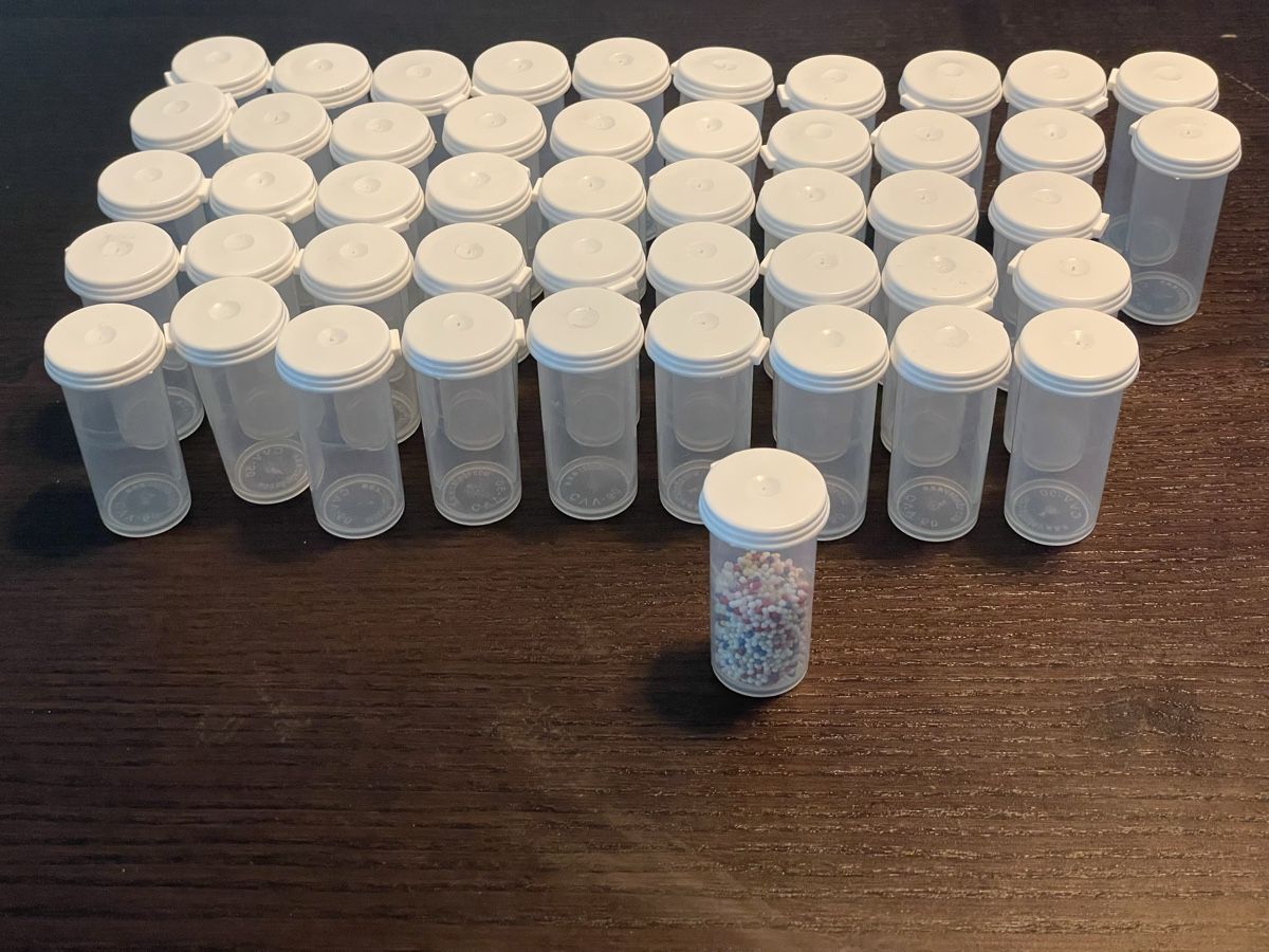 Behälter & Ähnliches: Plastic Containers with Lids: Great for Storing Beads x48 – Neu (gemäss Beschreibung) aus Münchwilen AG von fed_qj7w 1