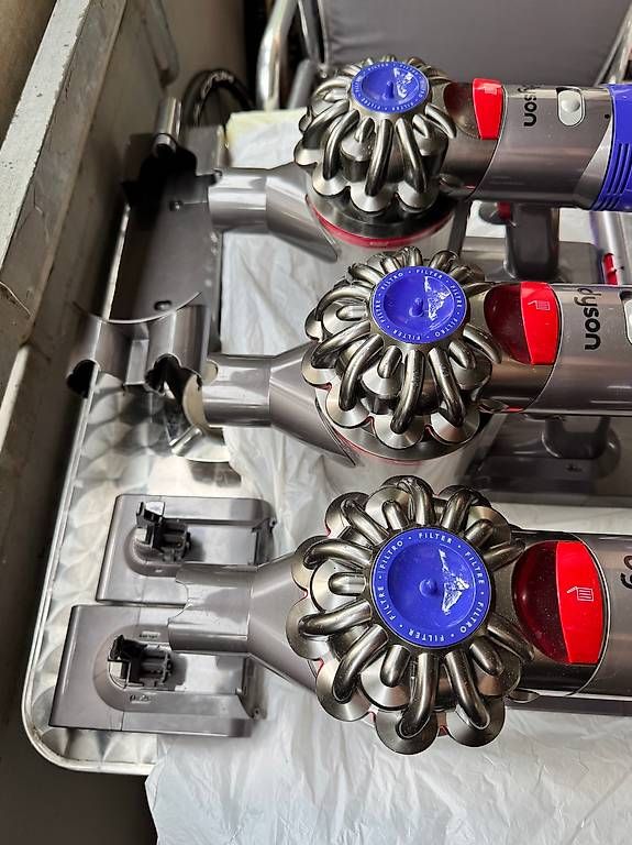 Aspirateurs & Accessoires: Dyson – D'occasion à Zürich par Cibin 2