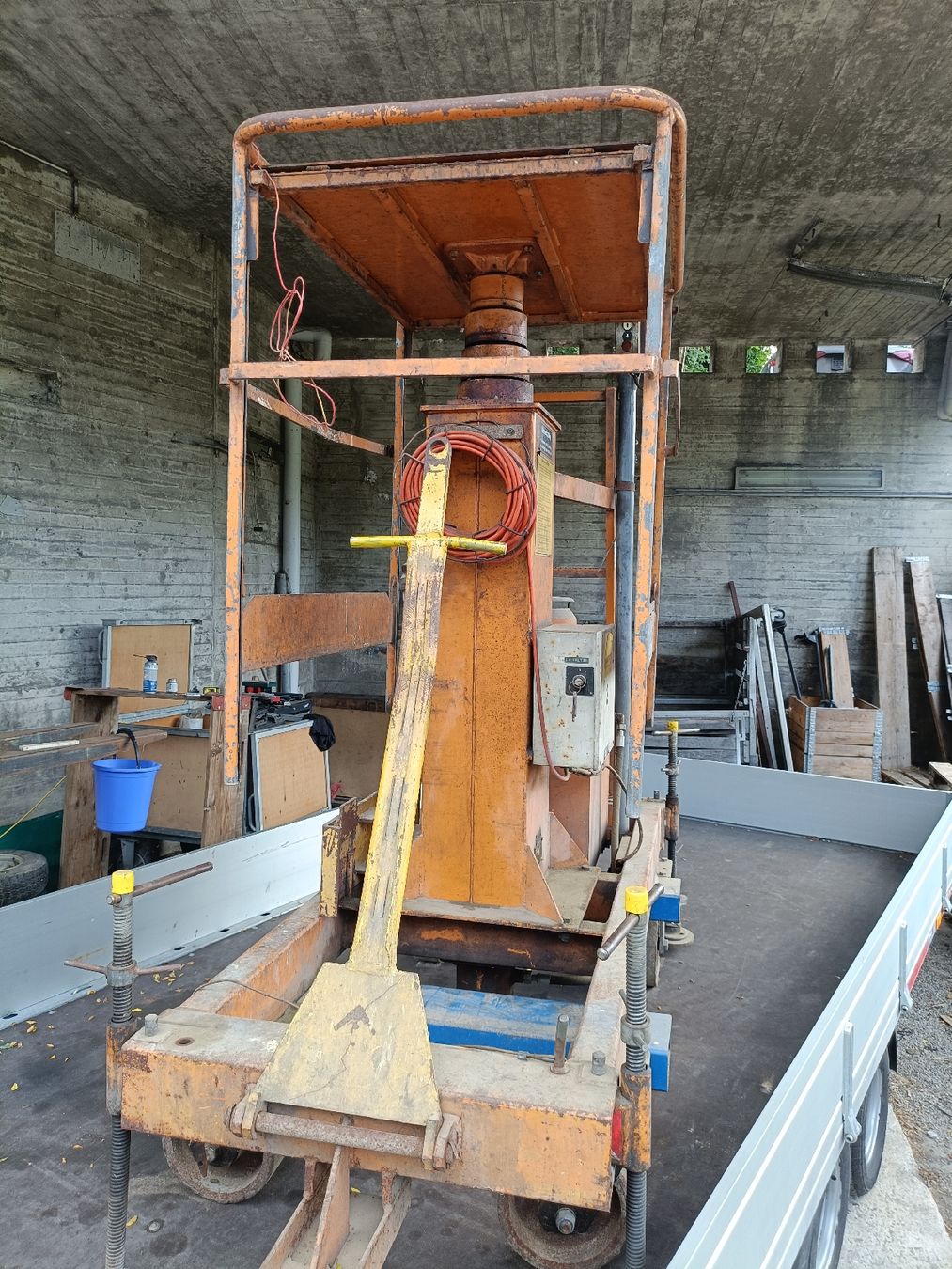 Hebebühne & Wagenheber: arbeits Lift – Gebraucht aus Sihlbrugg von Z...D 3