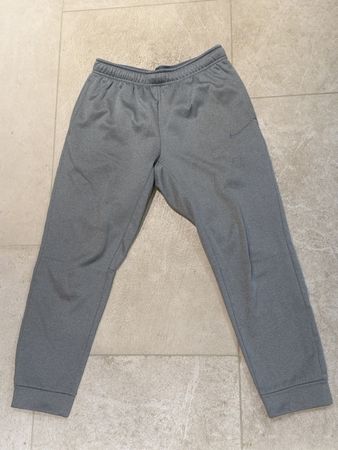 Herren Nike Therma-Fit Sporthosen Gr. L