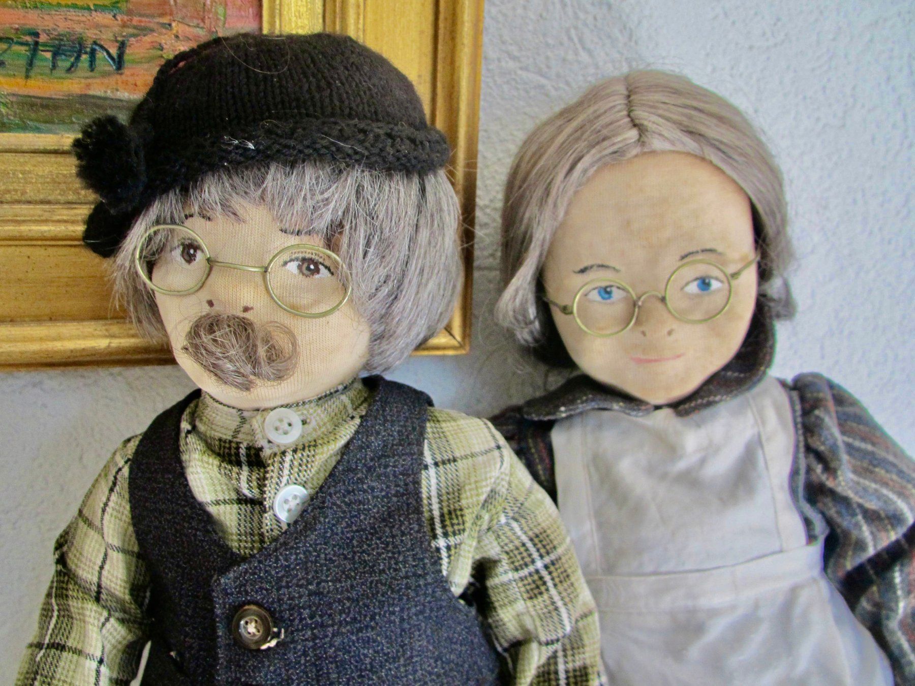 Puppen: 2 POUPEES EN TISSU – Gebraucht aus Murten von Selliot 1