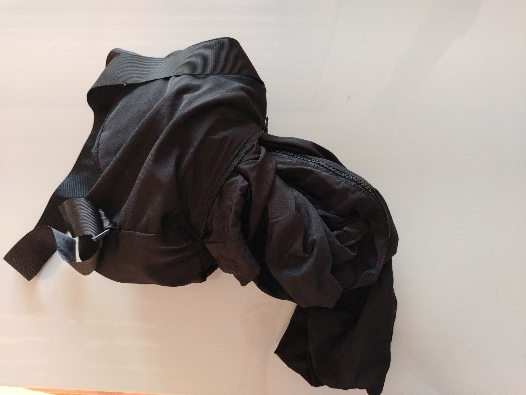Zara Giacche: Wasserdichte Windjacke – Usato da Winterthur venduto da mon_2yxl 2