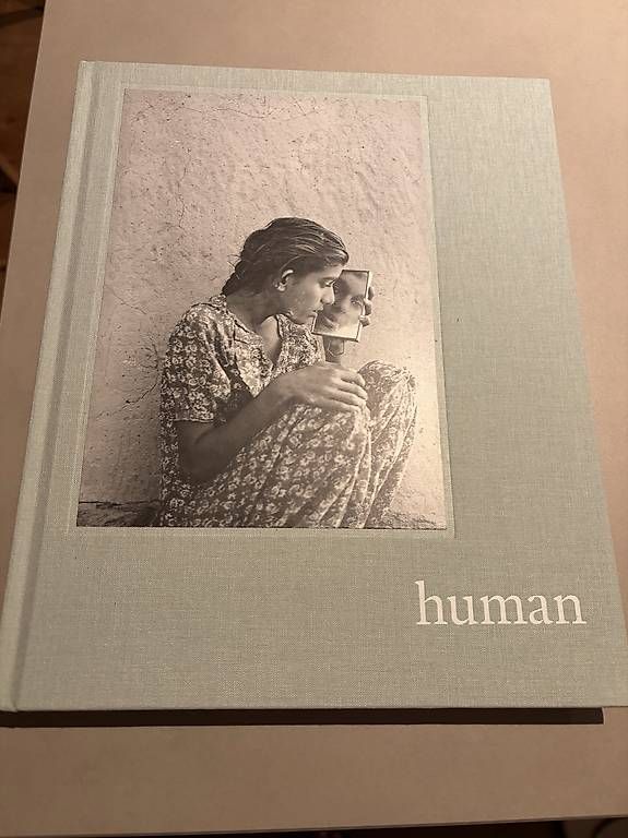 Bücher: Human – Neu und originalverpackt aus Embrach von NWN20