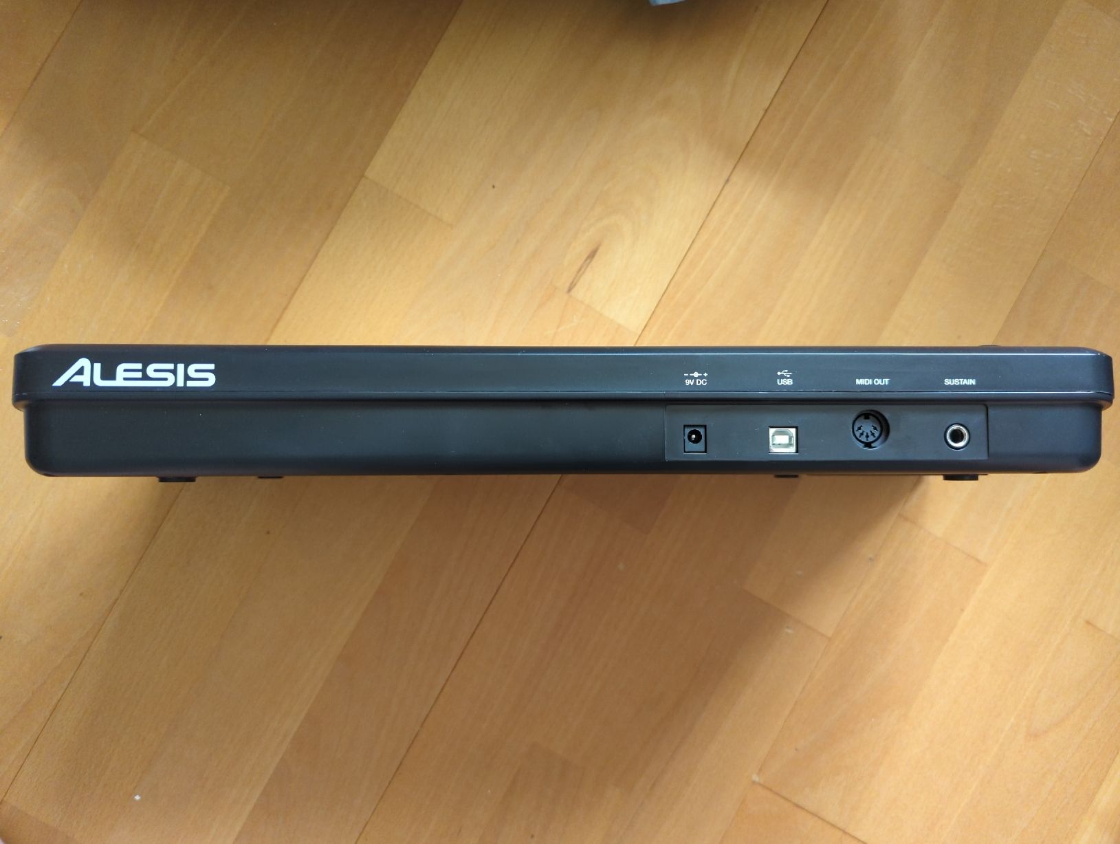 Alesis Strumenti musicali: Alesis Q25 USB/Midi Keyboard Controller guter Zustand – Usato da Brugg AG venduto da beo1976 1