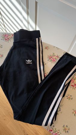 Adidas Leggings Gr. S - guter Zustand