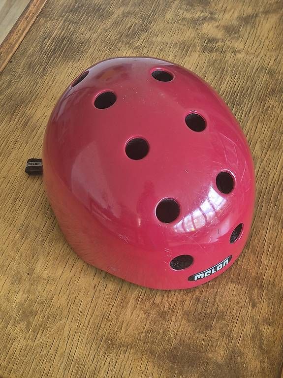 Caschi: Kleinkind Velohelm Melon xxs – Usato da Zürich venduto da sdi30