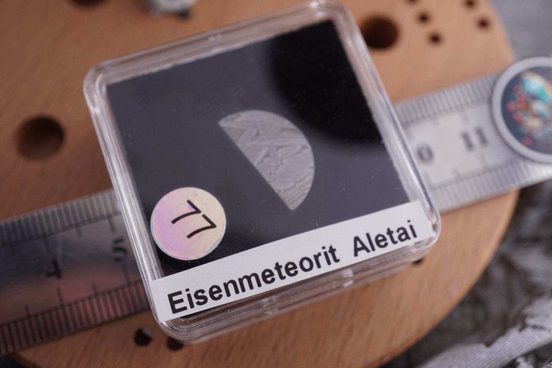 Minerali & Pietre curative: Eisenmeteorit Scheibe   Aletai    Ab 1.- – Nuovo e nell'imballaggio originale da Eschenbach SG venduto da topstone 5