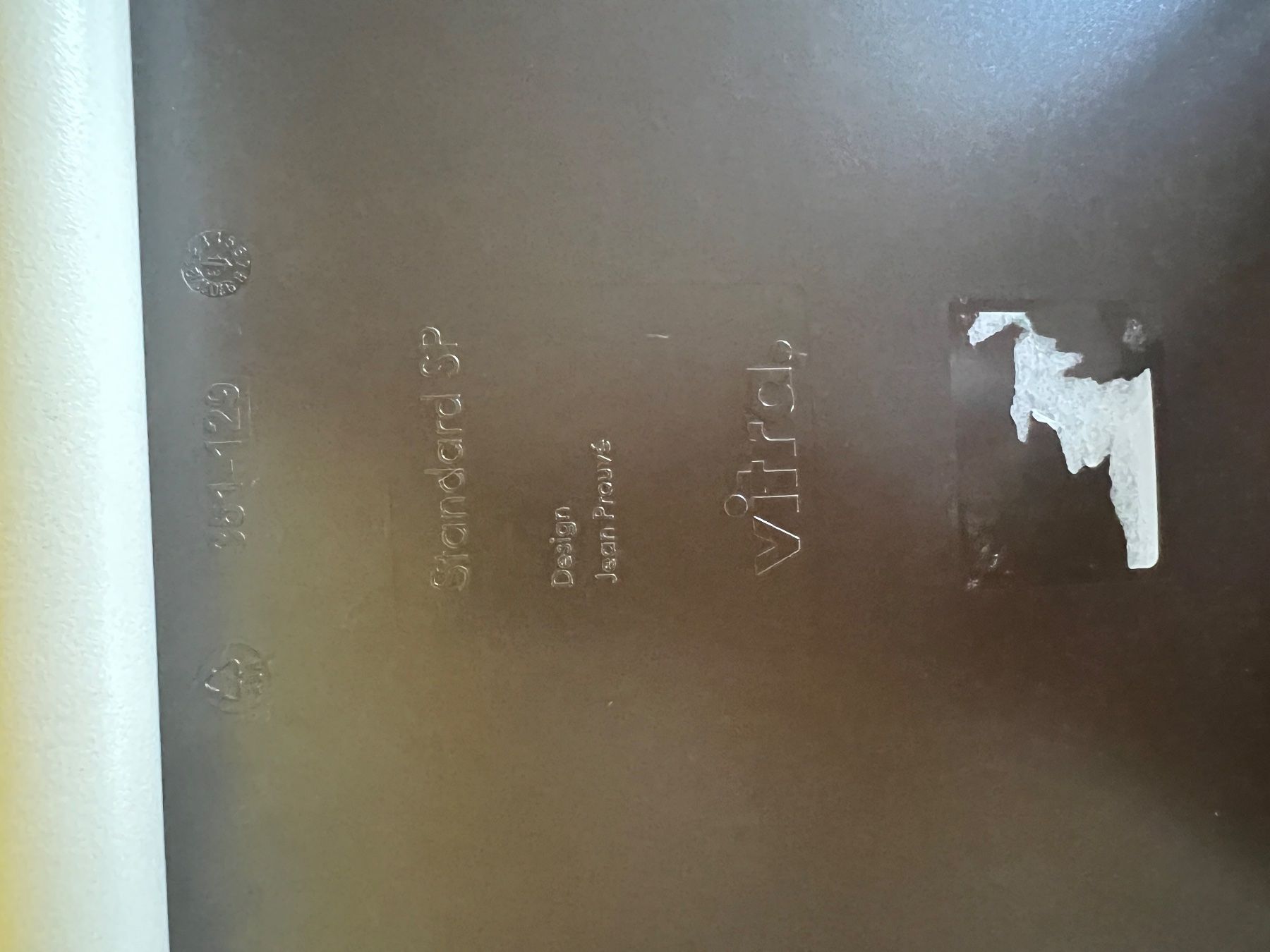 Vitra Sedie: Vitra - Prouvè Standard Stuhl Braun/Beige – Usato da Rikon im Tösstal venduto da kat_9cc5 1