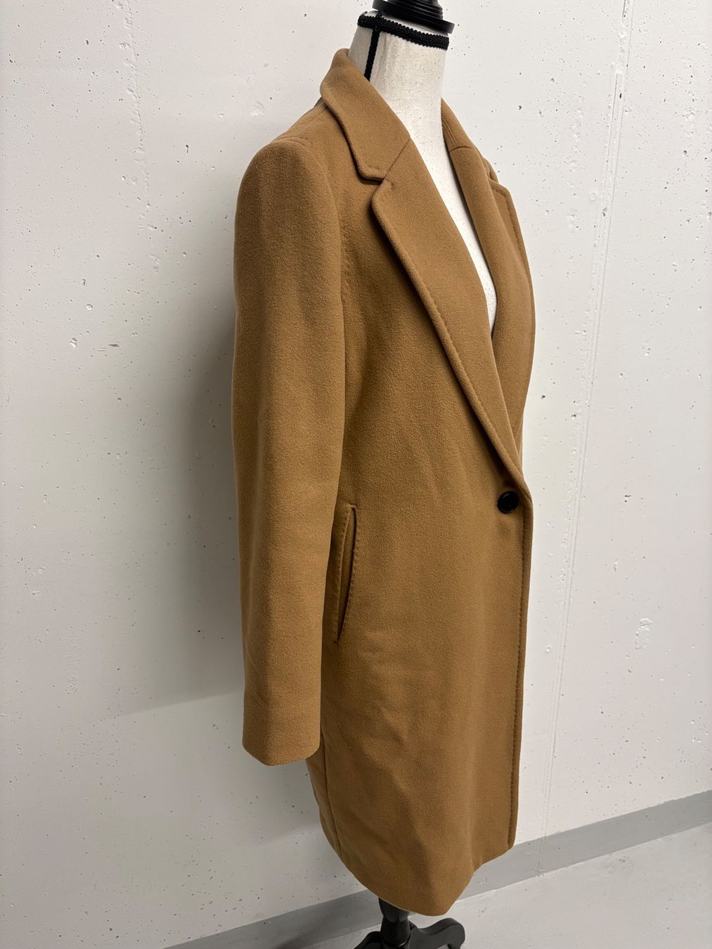Mäntel: Babaton Mantel aus Wolle Gr. XS camel beige – Neu (gemäss Beschreibung) aus Regensdorf von secondchancefashion 2