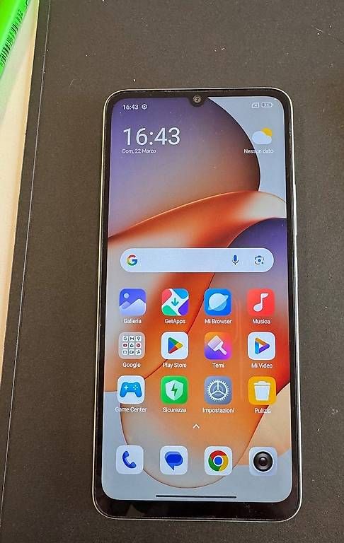 Telefoni cellulari / Smartphones: Samsung Galaxy A41 Android 12 e Xiaomi Redmi 13c – Usato da Lugano venduto da enrico.gi.elle