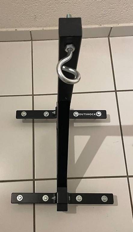 Supporti a parete: Boxsackaufhängung Wand – Usato da Liestal venduto da kwonn 1