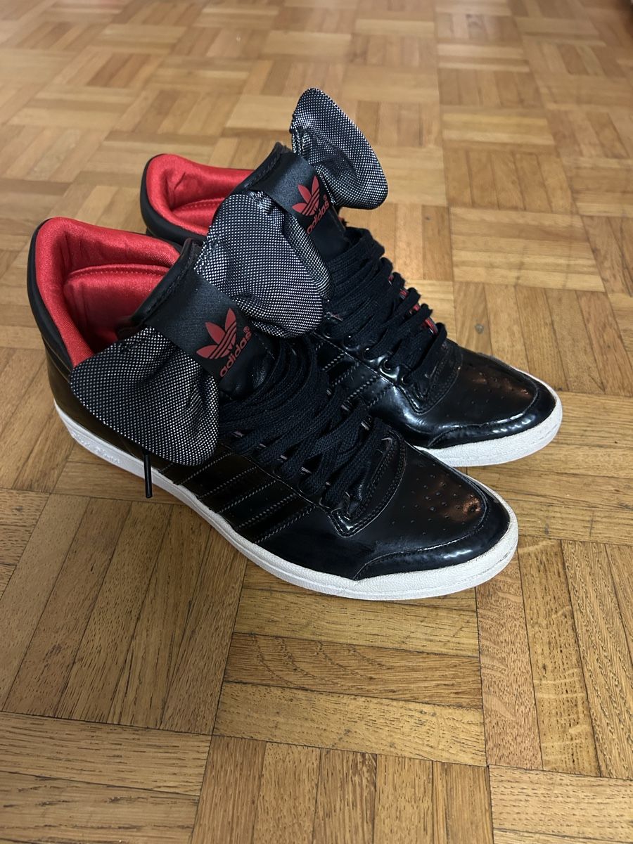 Adidas Scarpe da donna: Adidas Sneakers – Usato da Zürich venduto da alv_pqz2
