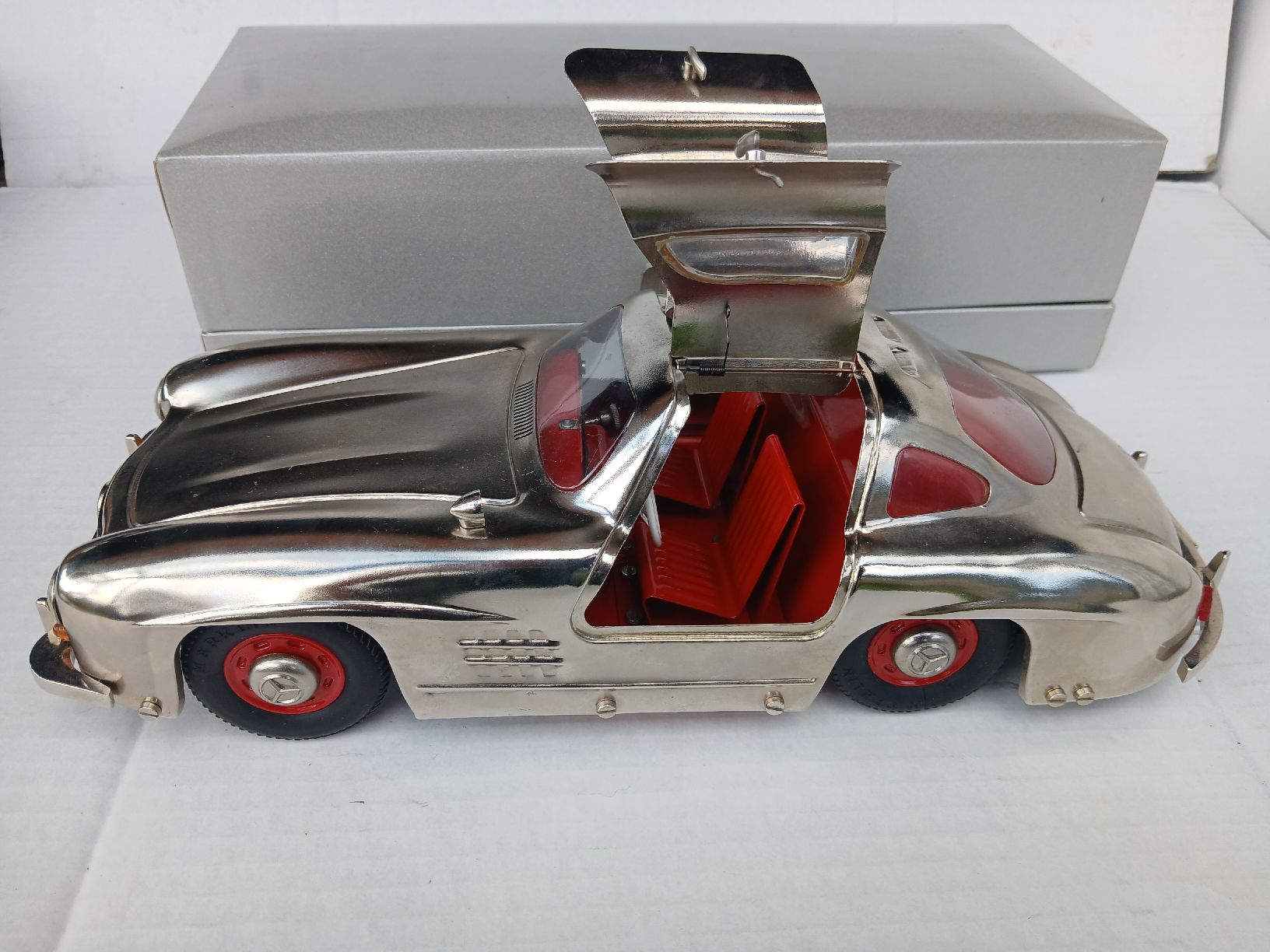 Mercedes-Benz Modellini d'auto: Märklin 1952 300 SL – Nuovo e nell'imballaggio originale da Wirzweli venduto da Lalumi 4