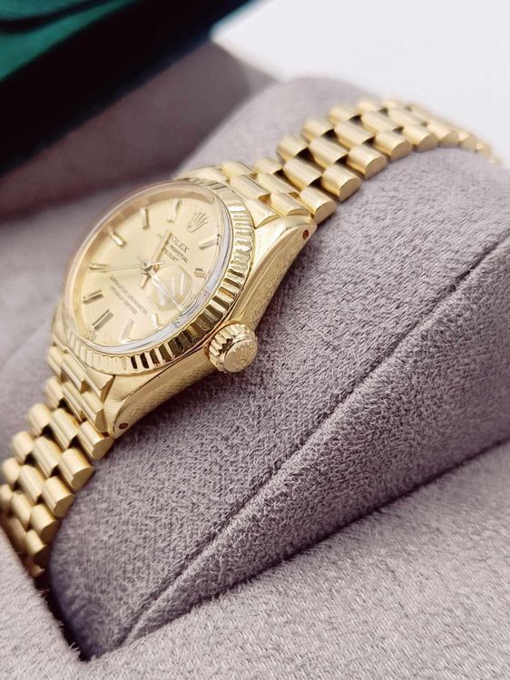 Rolex Orologi: ROLEX OYSTER PERPETUAL DATEJUST IN 18K GELBGOLD, 26MM – Usato da Luzern venduto da EdiGem 2