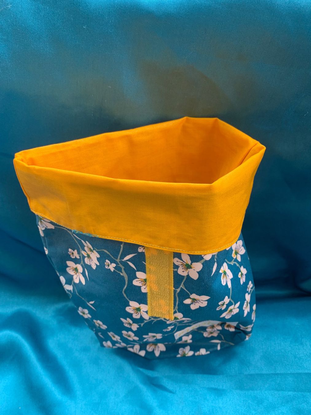 Taschen: Täschli für Badehosen oder Esswaren Blüten – Neu und originalverpackt aus Wetzikon ZH von jol_6cb8 1