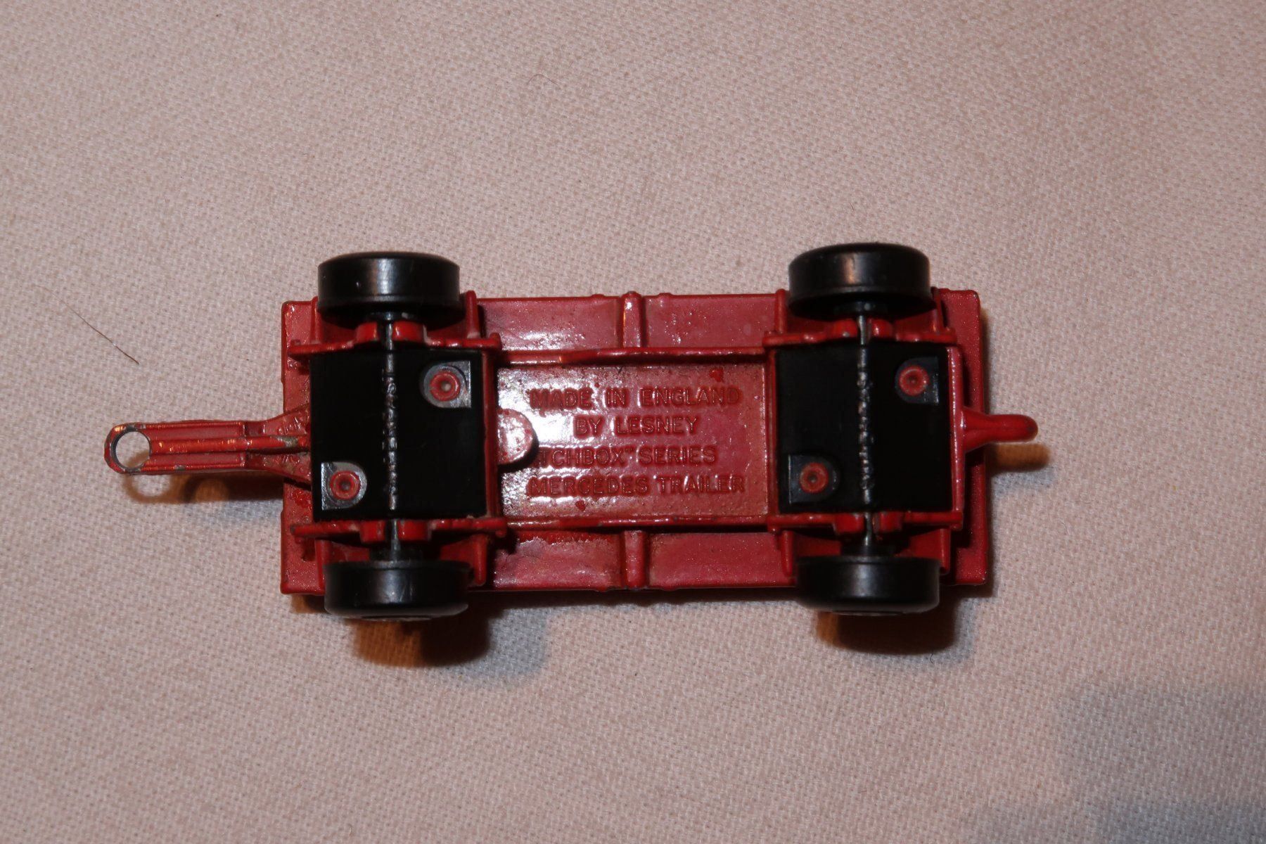 Mercedes-Benz Modellini d'auto: Matchbox Mercedes Trailer – Usato da Muttenz venduto da Laeckerlihamschter 4