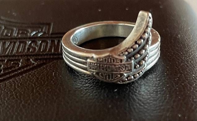 Harley-Davidson Anelli: Harley-Davidson Wing Ring – Usato da Solothurn venduto da Deinze 2