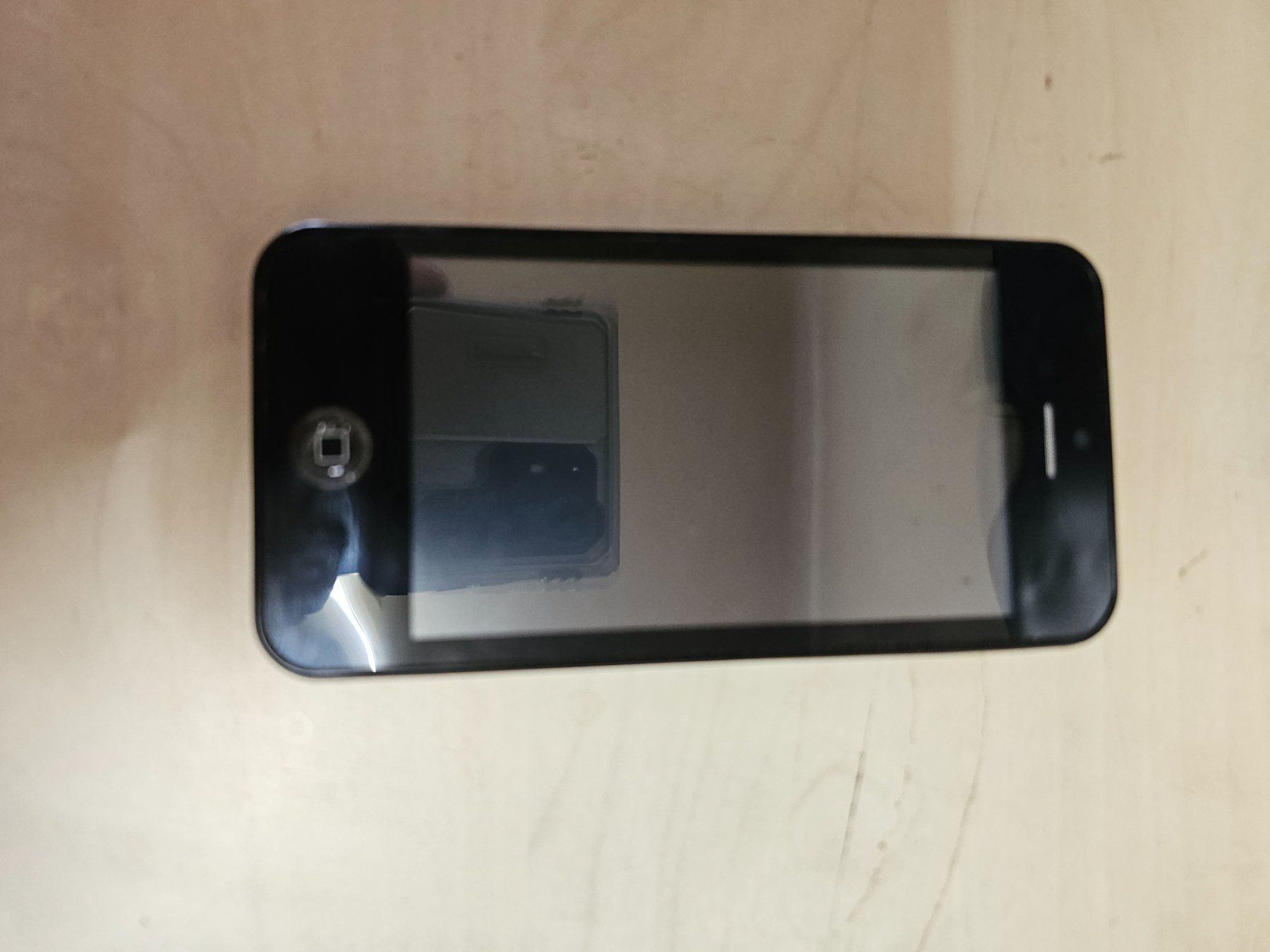 Apple Telefoni cellulari / Smartphones: I Phone 2 +4 – Usato da Burgdorf venduto da weggu.666 3