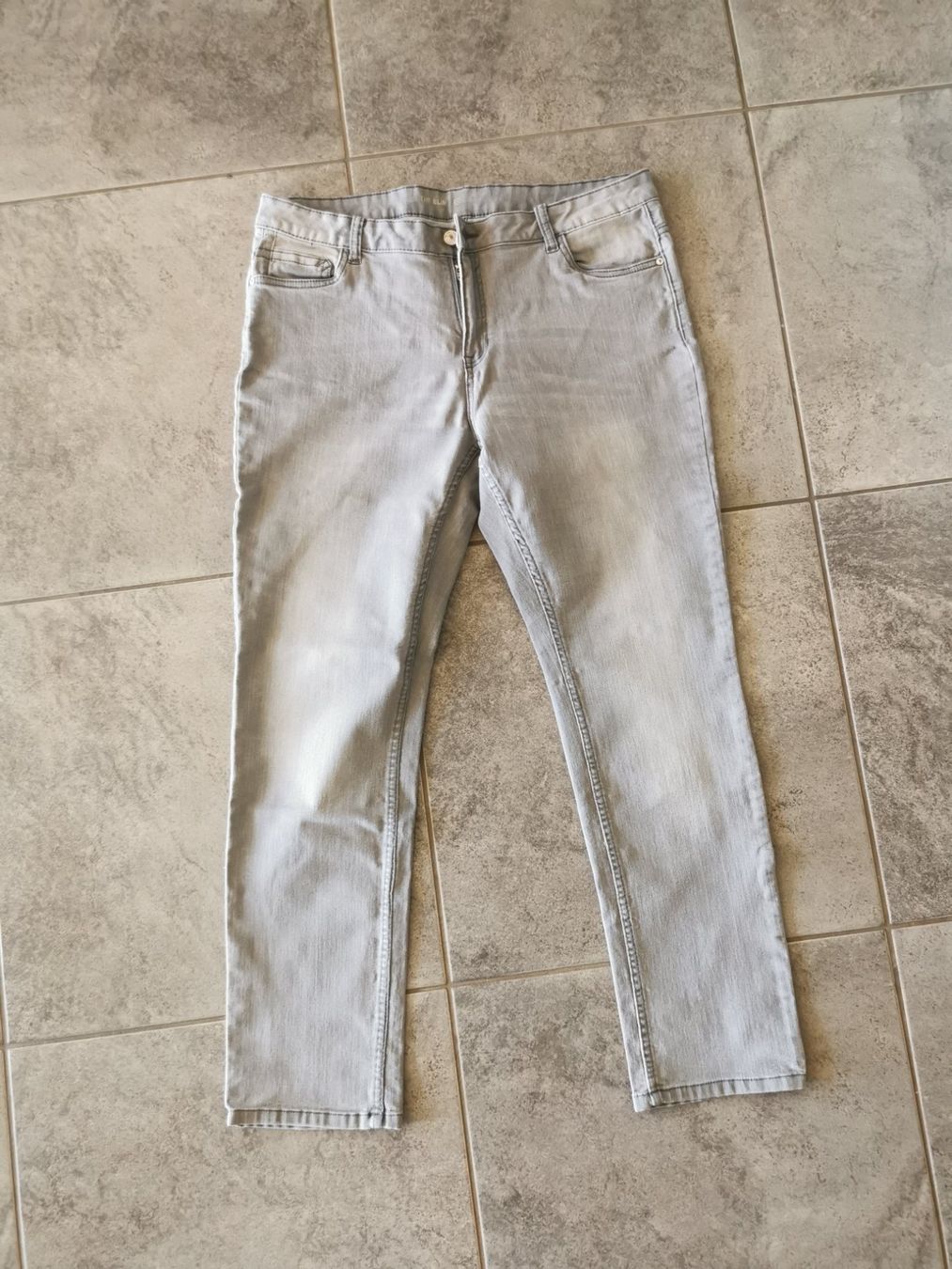 C&A Jeans: Lange Jeans Damen – Usato da Grosswangen venduto da Weidhof6