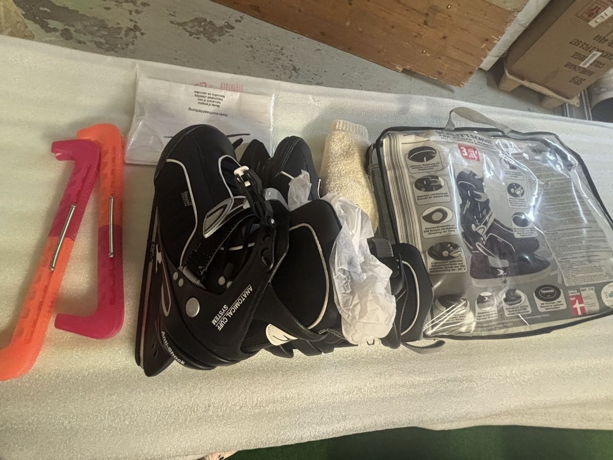 Pattini da ghiaccio: Schlittschuhe gr.42 Neu – Nuovo (secondo la descrizione) da Zug venduto da Biki72 2