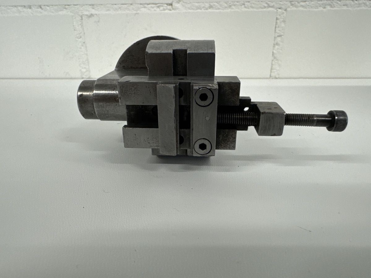 Tutti gli attrezzi: Porte - outils universel orientable – Usato da Aarberg venduto da SNMachines 3