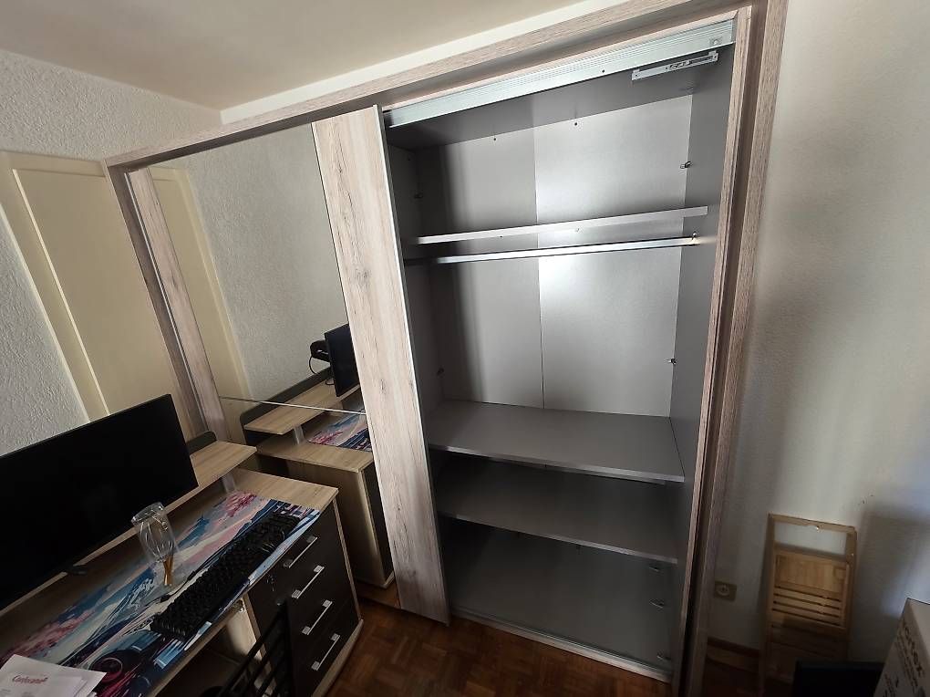 Armoires: Grande armoire – D'occasion à Lausanne par mig_52dc 1
