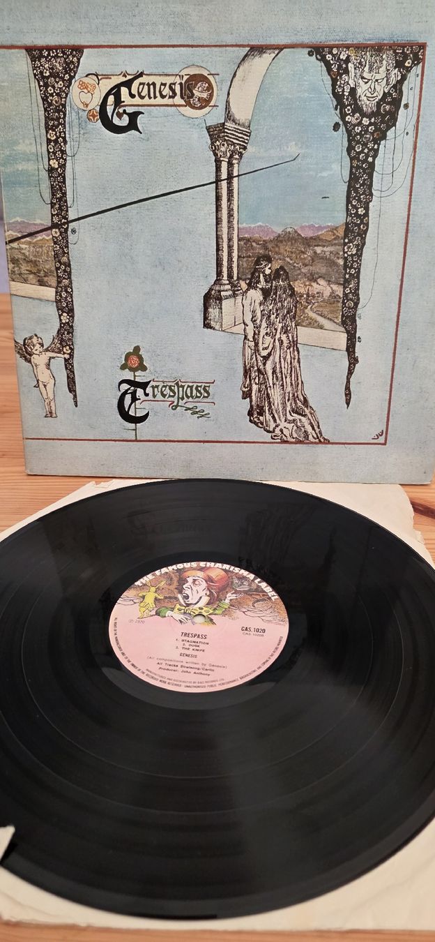 Schallplatten: Genesis Trespass G,Vg – Gebraucht aus Yvonand von RF-VINYL