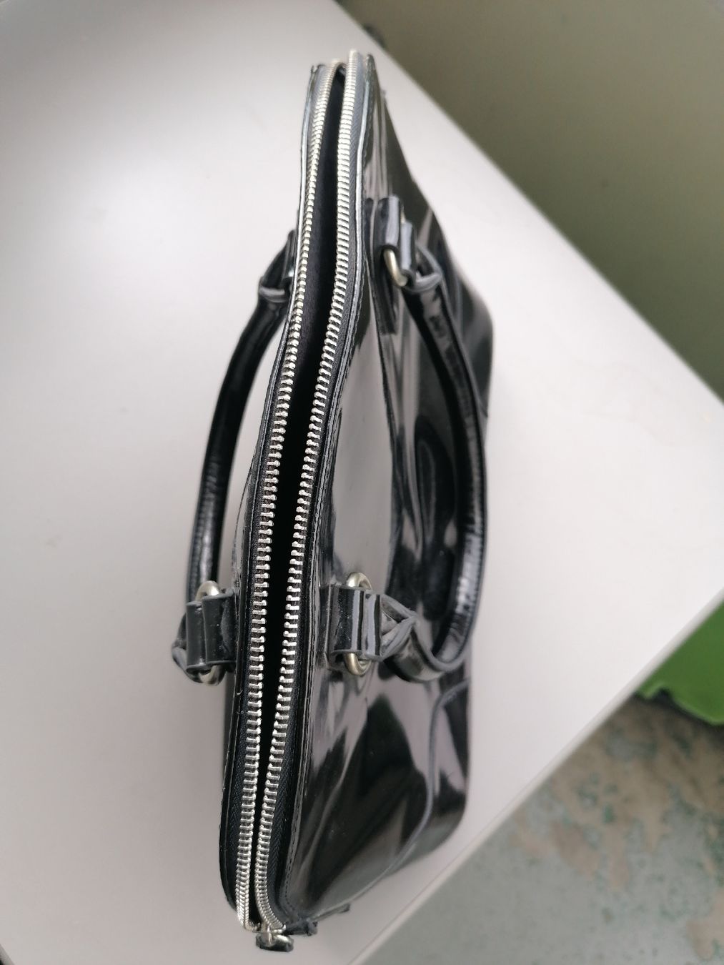 Mango Borse da donna: LACKTASCHE  MANGO – Usato da Pratteln venduto da ThereseZ 4