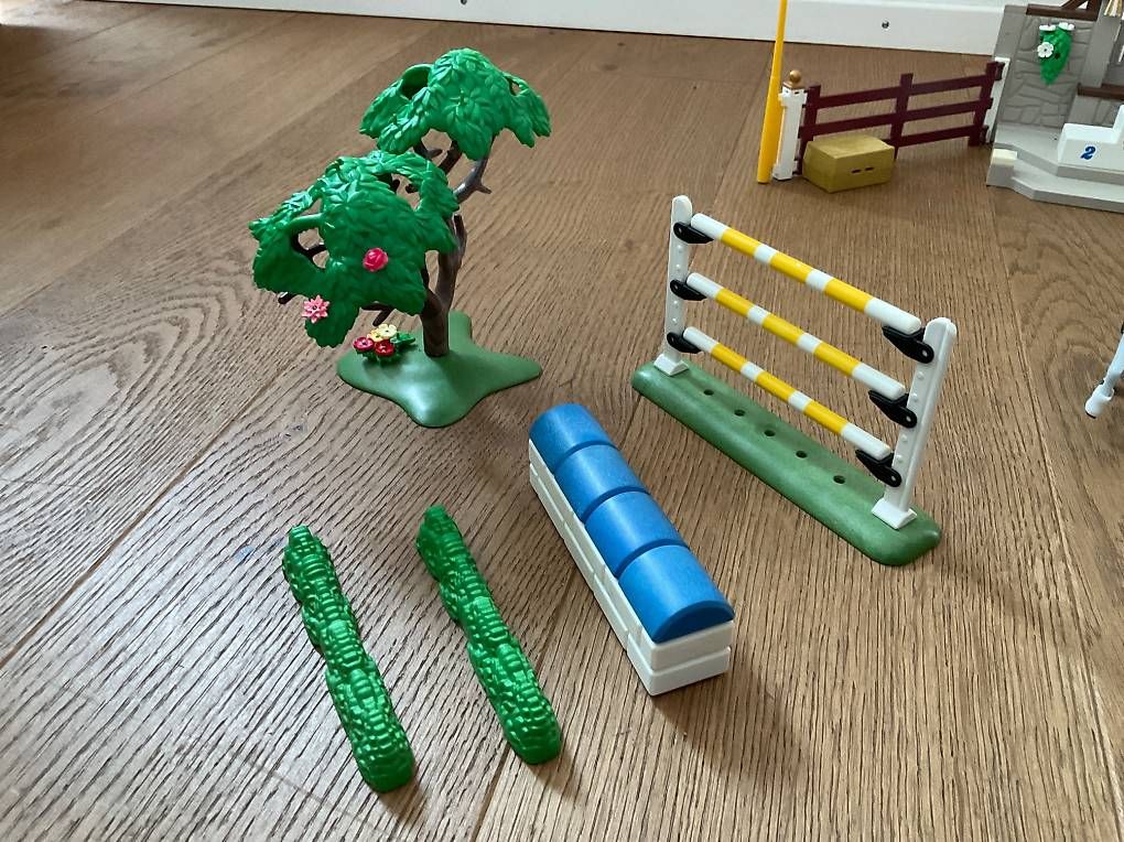 Giocattoli: Playmobil Reitturnier – Usato da Frutigen venduto da eli_f69b 3