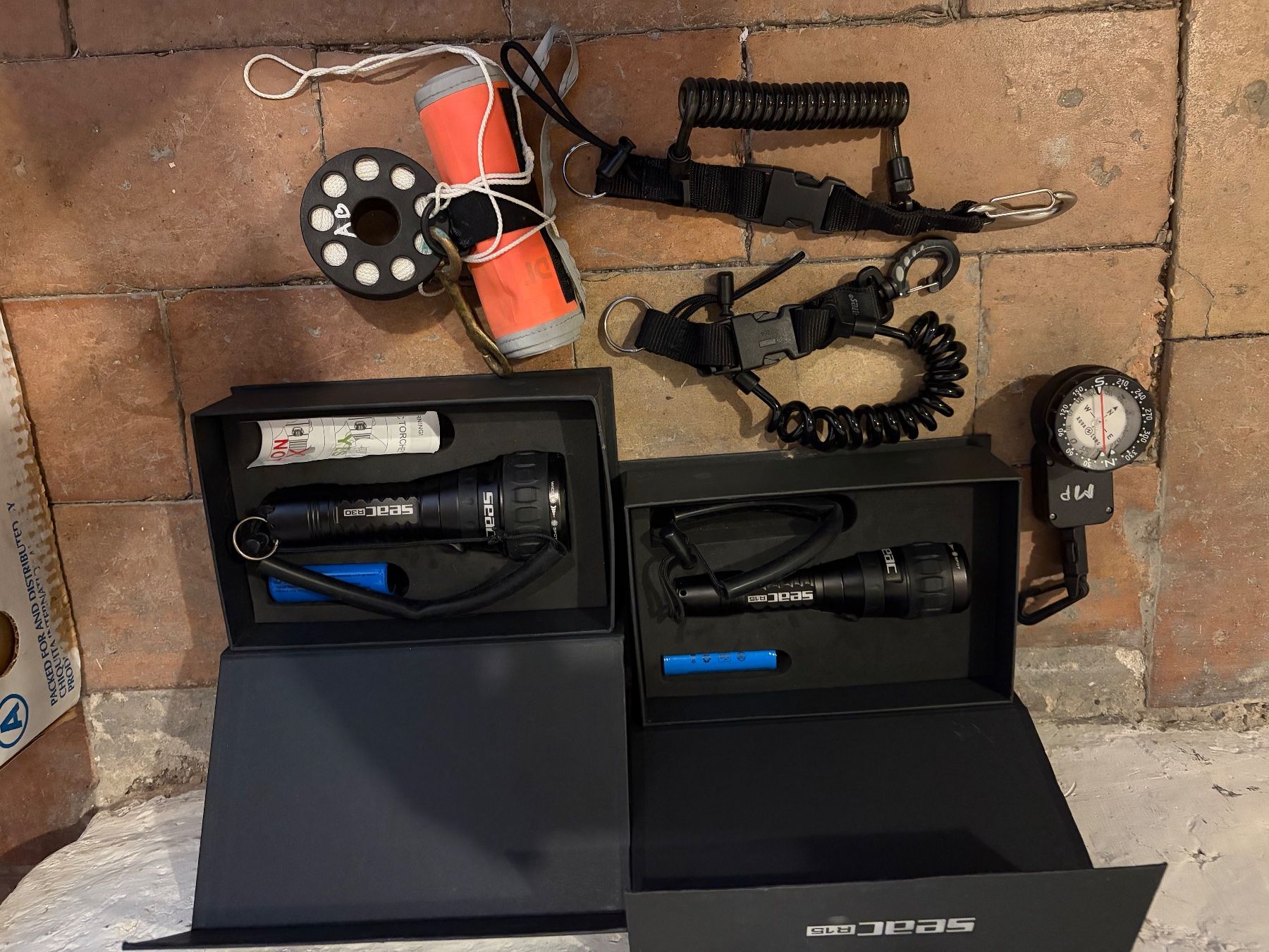 Tauchanzüge: Scuba Diving - Taucher-Einsteigerpaket – Gebraucht aus Basel von gaj_dt5c 2