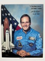Weltraum OU G. David Low NASA Original Porträt 8*10signiert