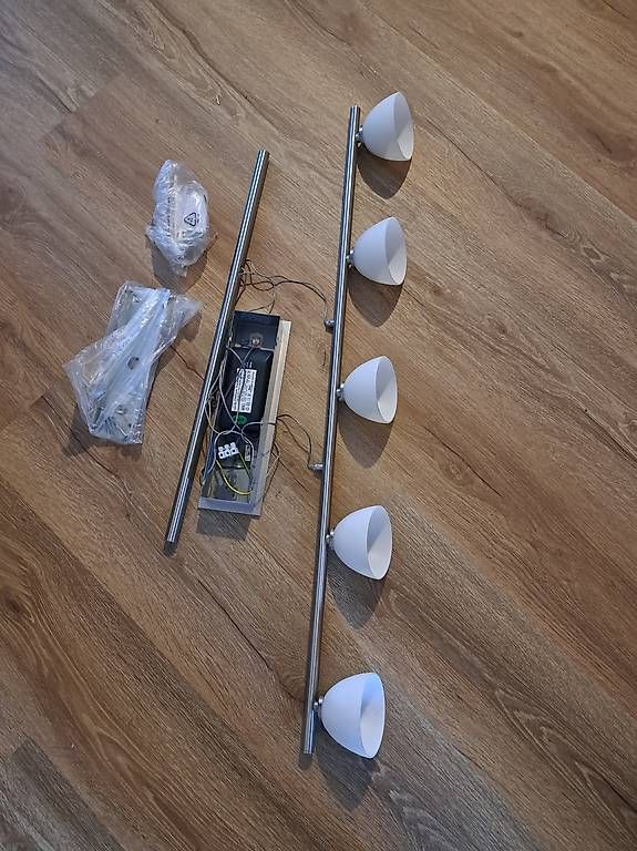 Lampadari & plafoniere: Höhenverstellbare Hänge/Pendelleuchte – Usato da Uhwiesen venduto da Marthalen02