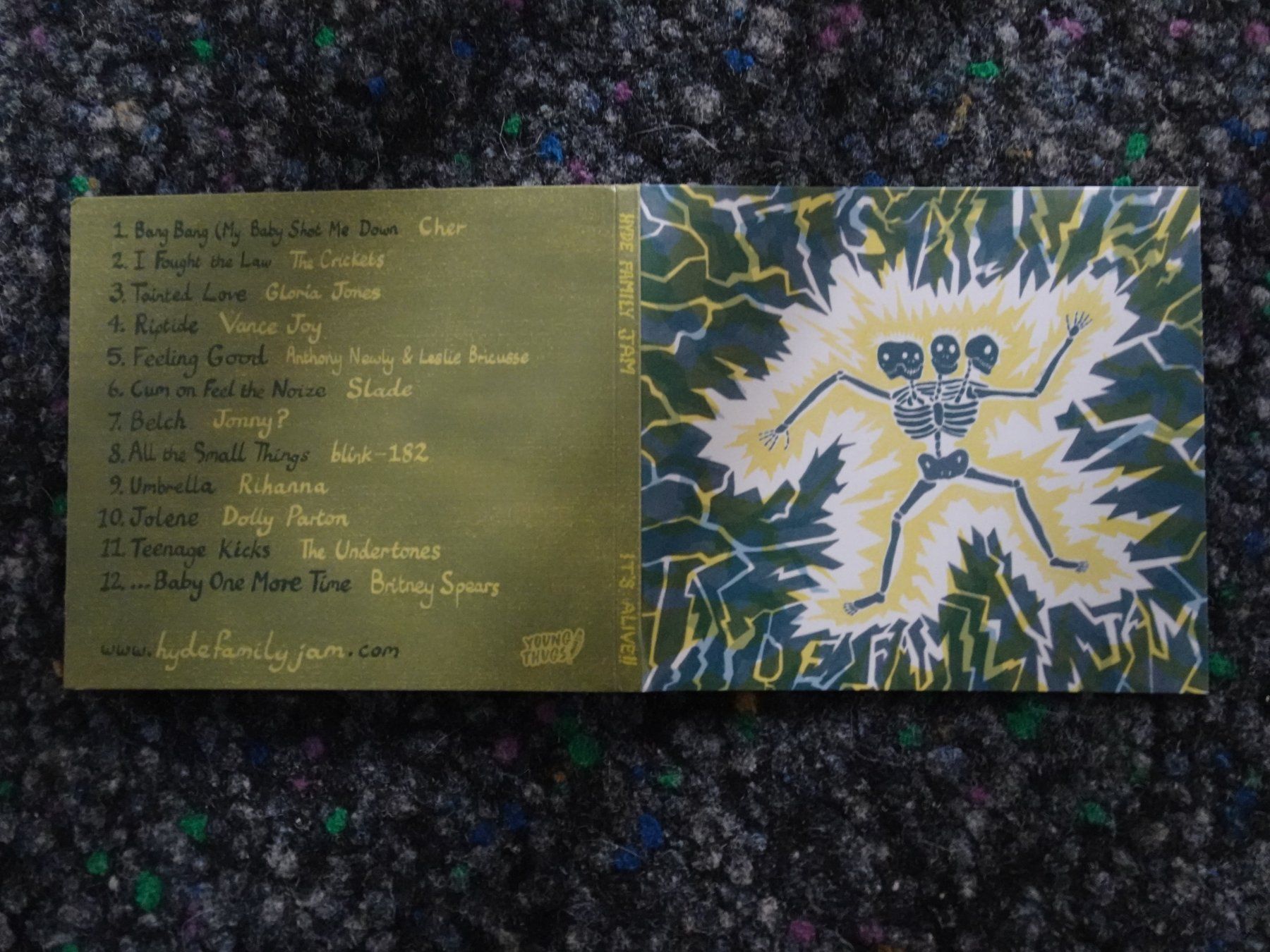 CD: CD : Sampler: Hyde family jam – Usato da Lotzwil venduto da Kiddis
