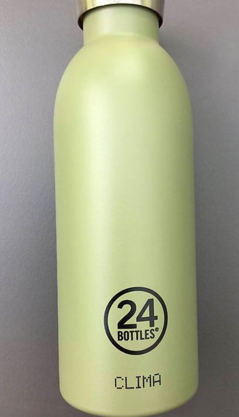 Autres vaisselles & verres: Flasche – Neuf avec emballage d'origine à Rabius par bri_ca76 1