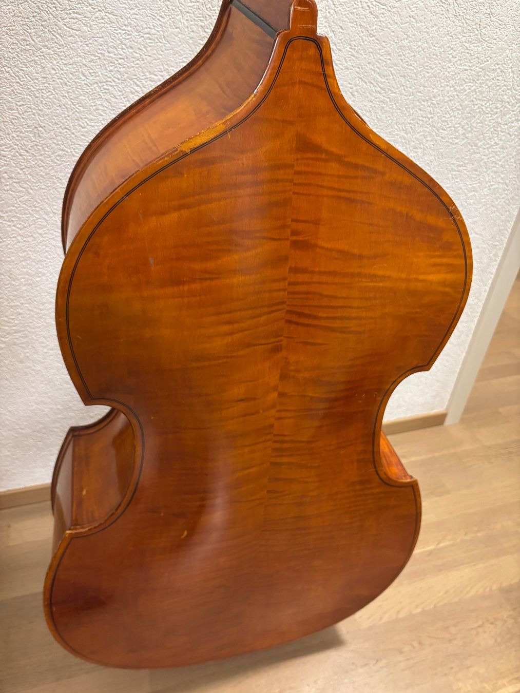 Strumenti musicali: Contrebasse allemande, archet, housse et support – Usato da Geneve venduto da ann_59y5 2