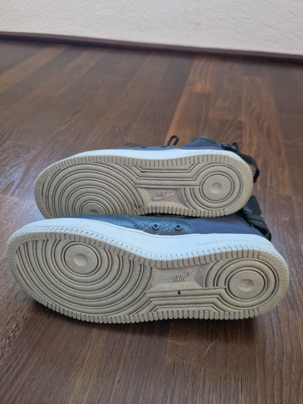 Nike Scarpe da uomo: Nike SF Air Force 1 / Gr. 39 – Usato da Zürich venduto da diekorni4 2