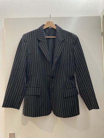 PINSTRIPE BLAZER