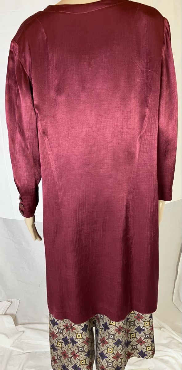 Robes: Ensemble Gr.36 – D'occasion à Mürren par Ne-le 6