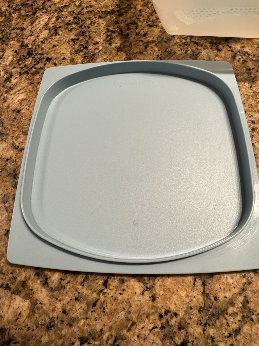 Tupperware Behälter & Ähnliches: Mini CheeSmart Tupperware  – Gebraucht aus Montsevelier von ber_88db 1