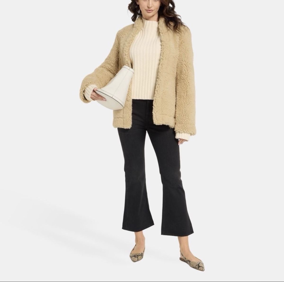 Totême Vestes: Toteme lamb fur jacket  – Neuf avec emballage d'origine à Paradiso par viorea 7