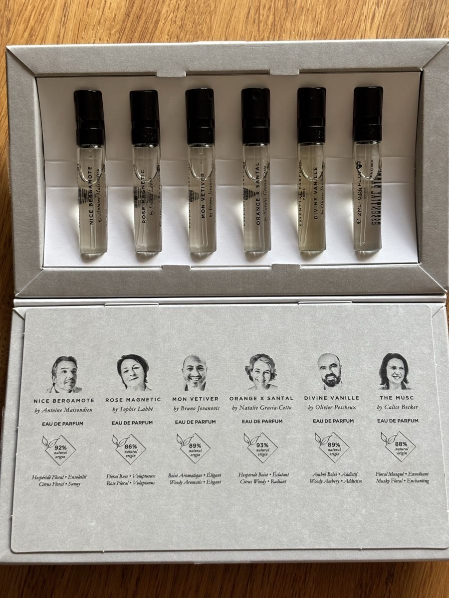 Profumi & Eau de Toilette: Essential Parfums Coffret Découverte Discovery Set 11x2ml – Usato da Zürich venduto da Thetimtam 1